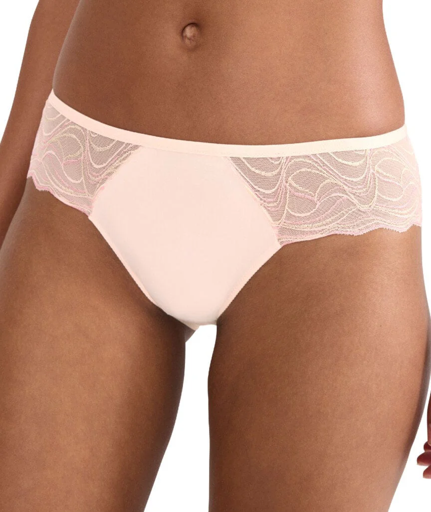 Triumph & Elila - Flash Sale